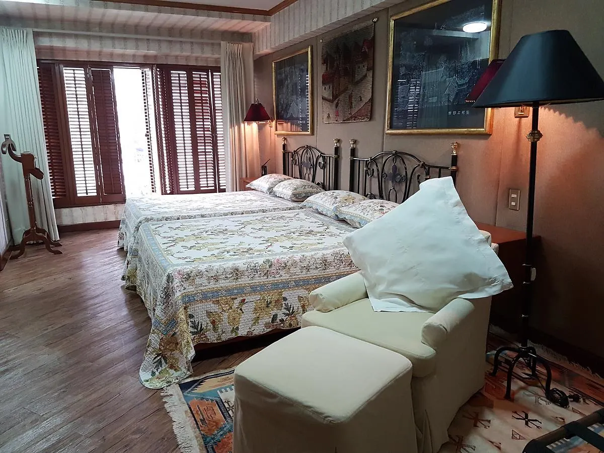 Hotel Ceo Suites Manila